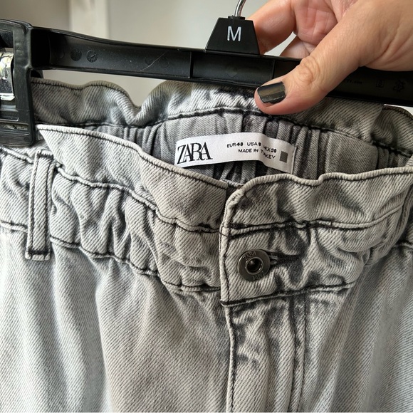 Light Grey acid wash barrel leg paper bag waist high rise jeans Zara size 8 - Picture 4 of 4